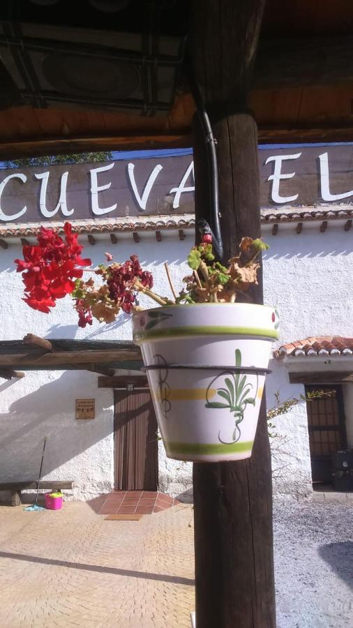 Cueva El Haro Guest House Baza Exterior foto